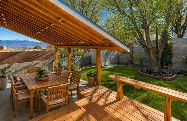 4532 Chadwick Road NW, Albuquerque, NM 87120