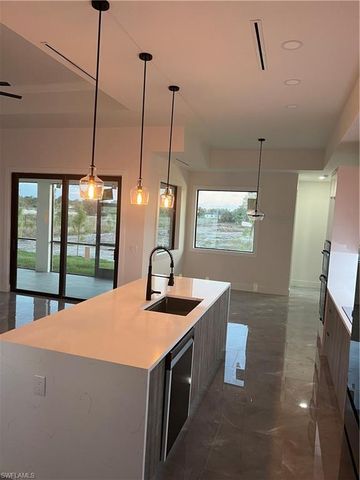 2594 43rd AVE NE, Naples, FL 34120