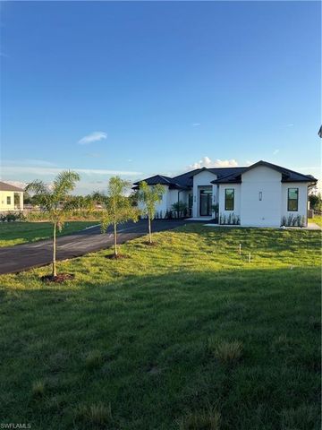 2594 43rd AVE NE, Naples, FL 34120