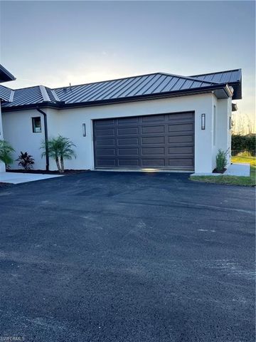 2594 43rd AVE NE, Naples, FL 34120