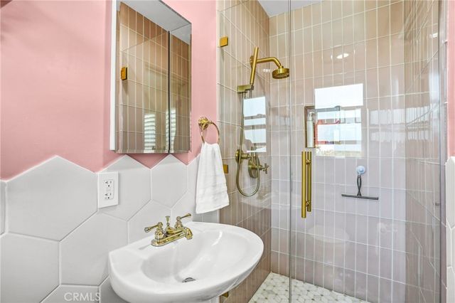 13520 Beverly Boulevard, Whittier, CA 90601