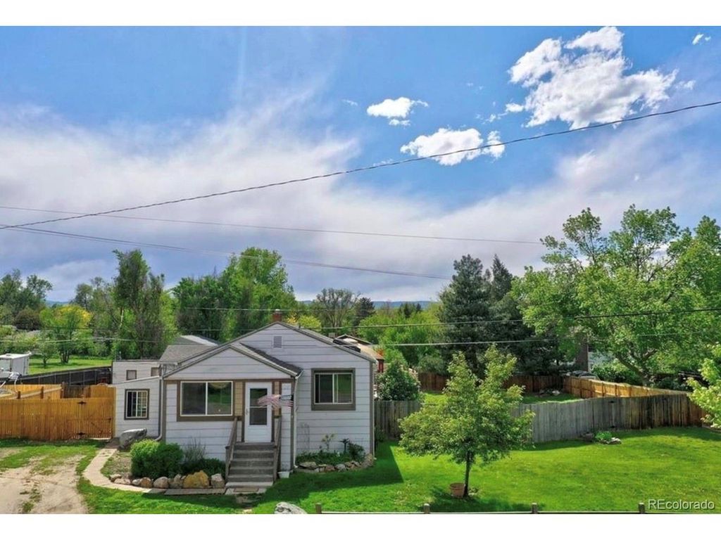 105 S Newland St, Lakewood, CO 80226