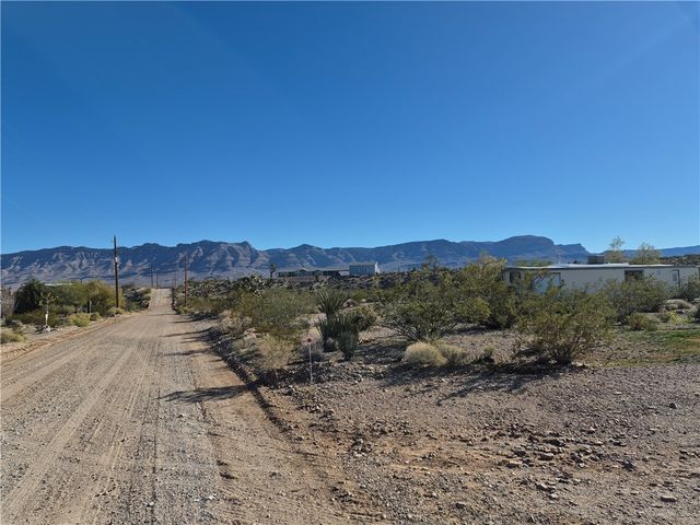 1130 W Campanile Drive, Meadview, AZ 86444