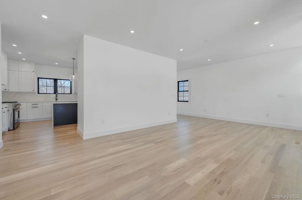 38 Pond Lane, Levittown, NY 11756 — photo 5