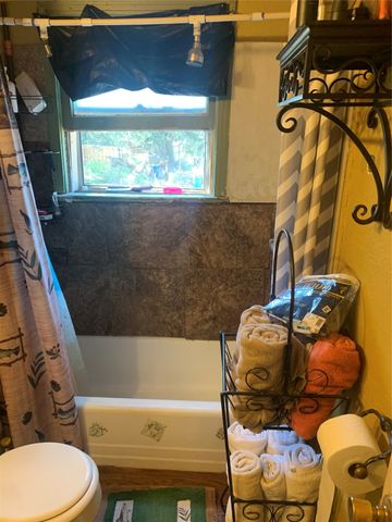 242 W Sayers Drive W, Mansfield, TX 76063