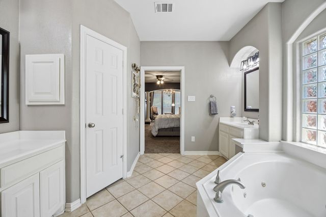 750 Peco Street, Lantana, TX 76226
