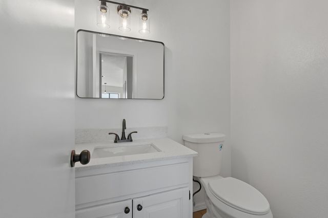 720 Tramway Lane NE UNIT 24, Albuquerque, NM 87122