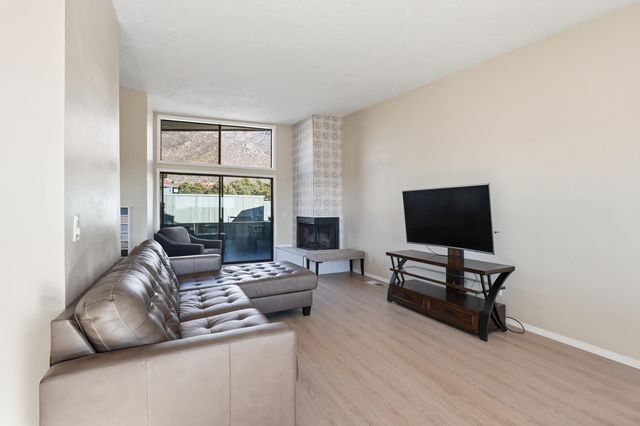 720 Tramway Lane NE UNIT 24, Albuquerque, NM 87122