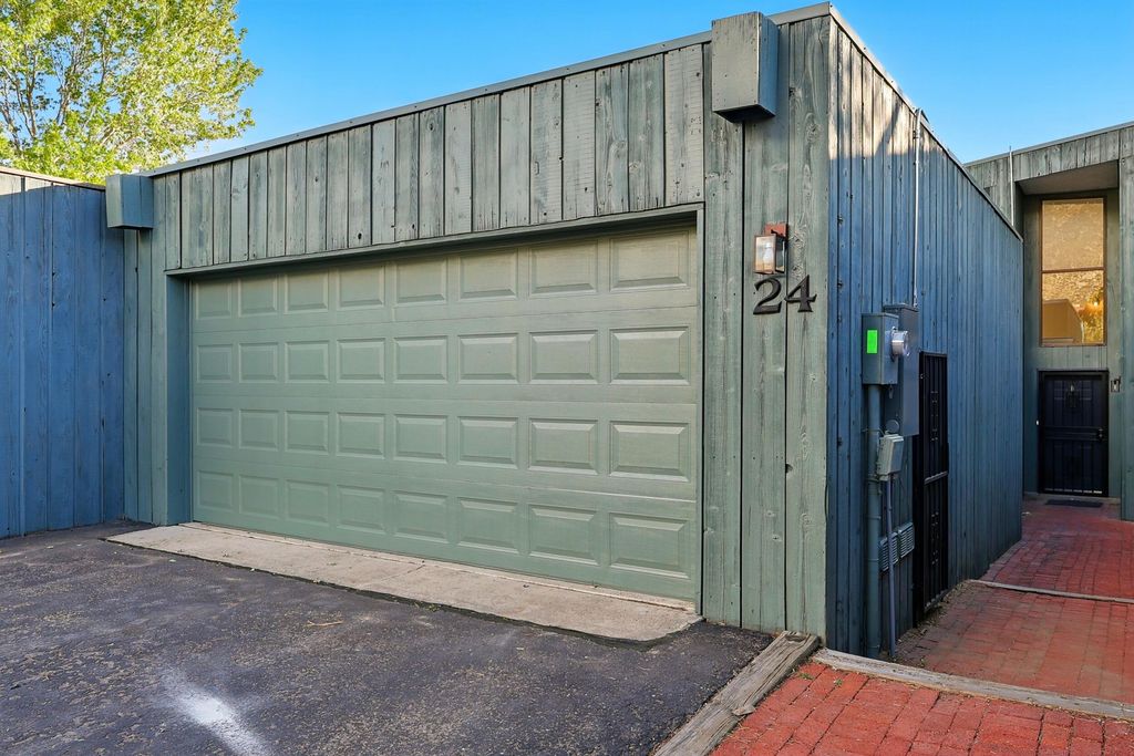 720 Tramway Lane NE UNIT 24, Albuquerque, NM 87122