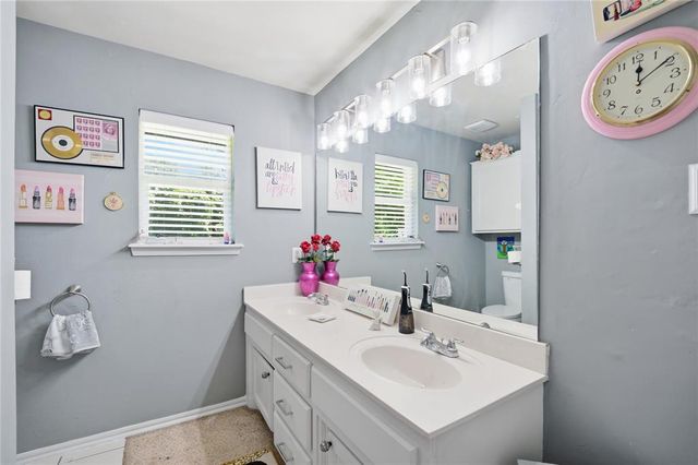 2046 Huntington Road, Oklahoma City, OK 73130