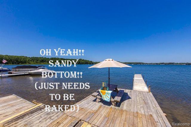 3971 S Shore Drive, Lapeer, MI 48446