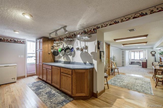3971 S Shore Drive, Lapeer, MI 48446