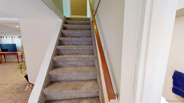 3971 S Shore Drive, Lapeer, MI 48446