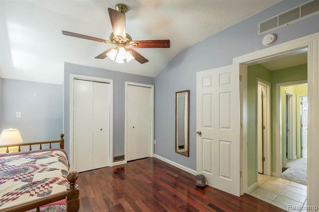 3971 S Shore Drive, Lapeer, MI 48446