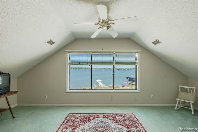 3971 S Shore Drive, Lapeer, MI 48446