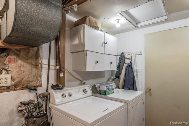 3971 S Shore Drive, Lapeer, MI 48446