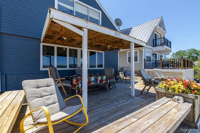 3971 S Shore Drive, Lapeer, MI 48446