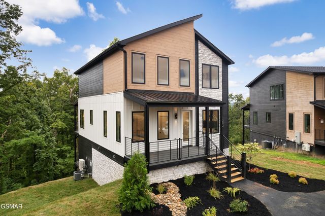 1222 Reedmont Way, Sevierville, TN 37876