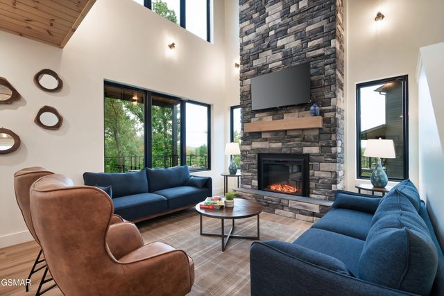 1222 Reedmont Way, Sevierville, TN 37876