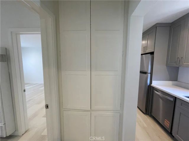 1152 E 77th, Los Angeles, CA 90001