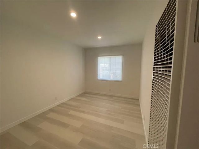 1152 E 77th, Los Angeles, CA 90001