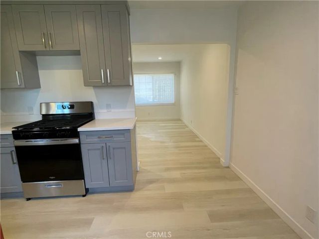 1152 E 77th, Los Angeles, CA 90001