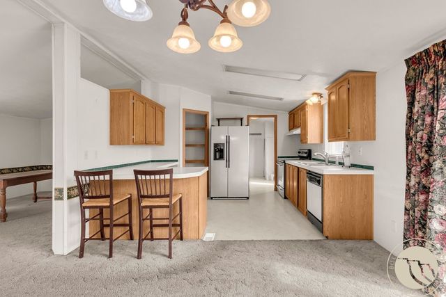 2224 US HIGHWAY 87 E 165, Billings, MT 59101