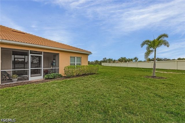 15262 Ligustrum LN, Alva, FL 33920