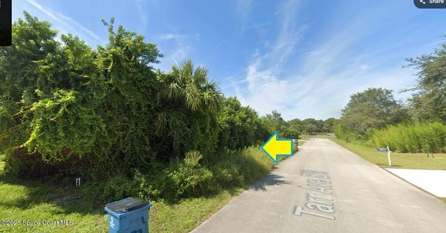 556 Tarr Avenue SW, Palm Bay, FL 32908