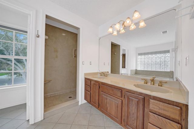 18862 Loblolly Pine Court, Jupiter, FL 33458