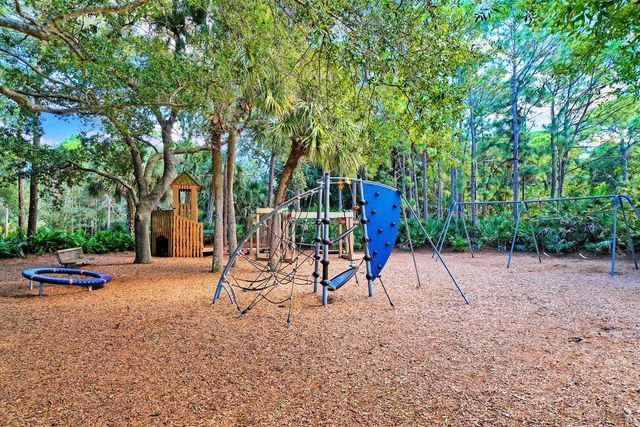 18862 Loblolly Pine Court, Jupiter, FL 33458