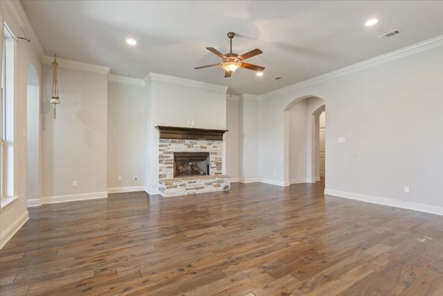 310 Desert Sky Drive, Waco, TX 76657