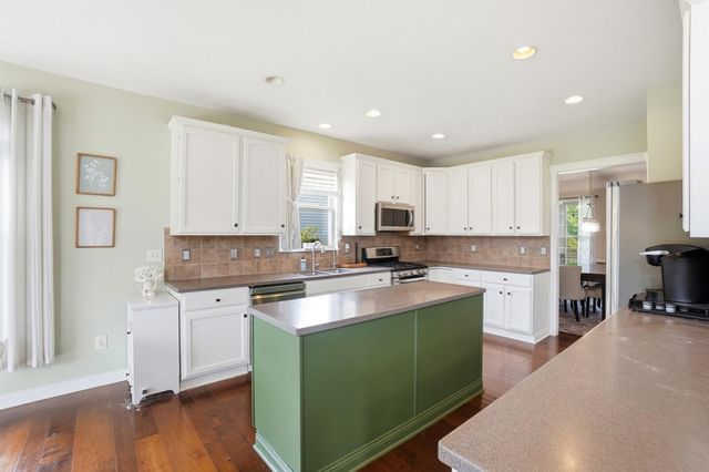 3261 Farmers Delight Drive, Lewis Center, OH 43035