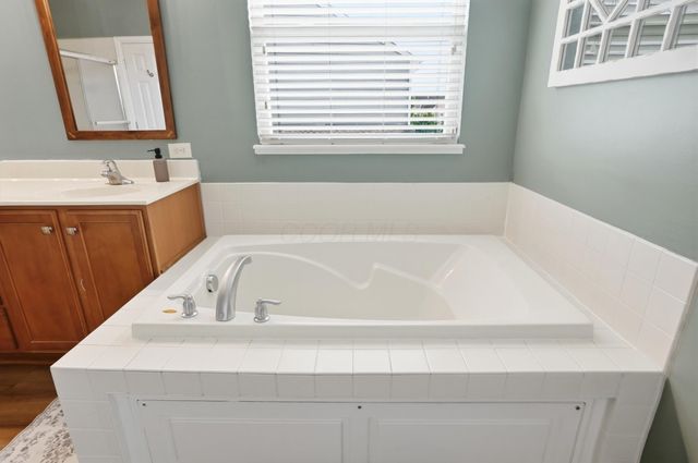 3261 Farmers Delight Drive, Lewis Center, OH 43035