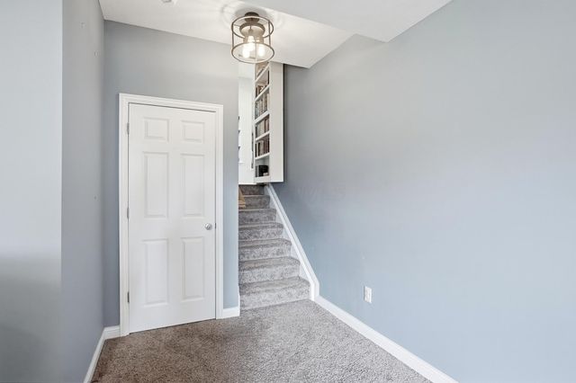 3261 Farmers Delight Drive, Lewis Center, OH 43035