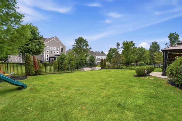 3261 Farmers Delight Drive, Lewis Center, OH 43035