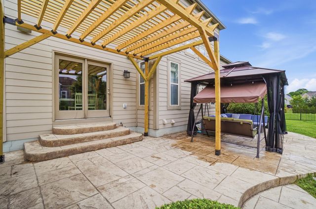 3261 Farmers Delight Drive, Lewis Center, OH 43035