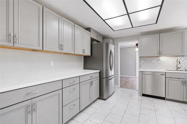 28942 Rue Daniel, Canyon Country, CA 91387