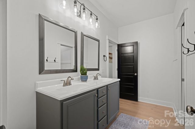 174 Logan Crossing Drive, Davidson, NC 28036
