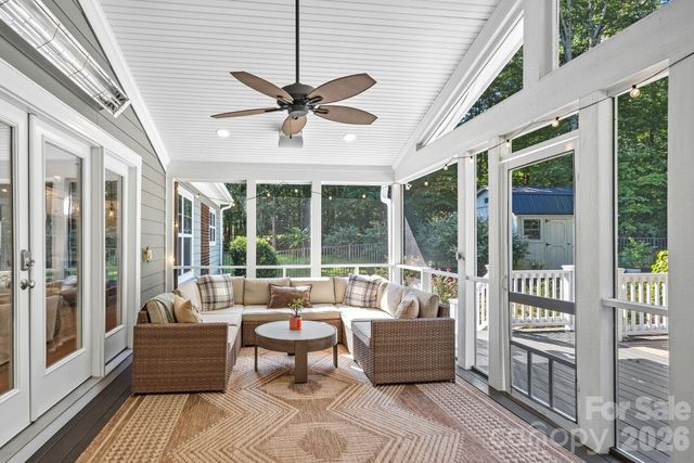 174 Logan Crossing Drive, Davidson, NC 28036
