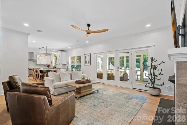 174 Logan Crossing Drive, Davidson, NC 28036