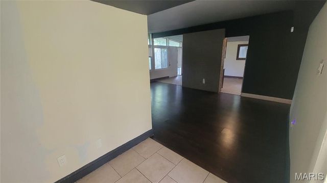 340 Holiday Hill Drive, Florissant, MO 63033