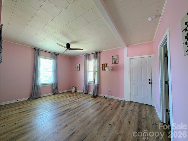 204 Shelby Street, Hickory, NC 28602