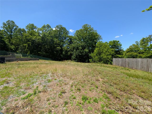 204 Shelby Street, Hickory, NC 28602