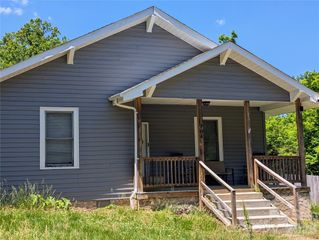 204 Shelby Street, Hickory, NC 28602
