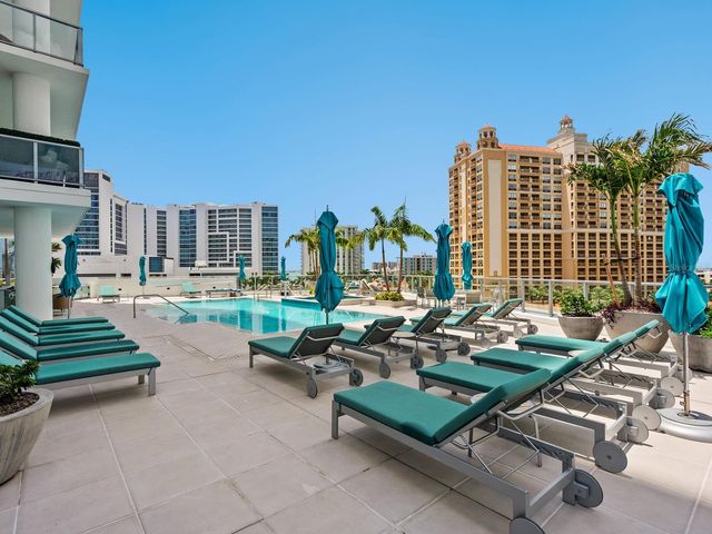 301 QUAY COMMONS 804, Sarasota, FL 34236