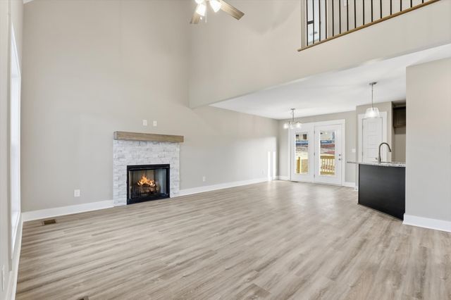 3035 Timberdale Dr, Clarksville, TN 37042