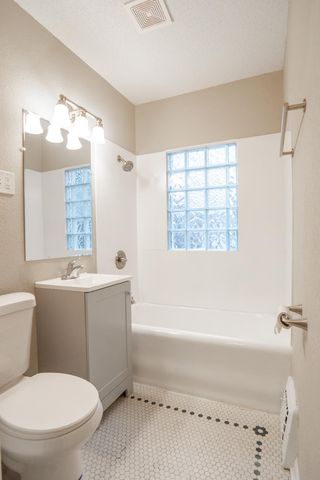 3547 Girard Avenue N, Minneapolis, MN 55412