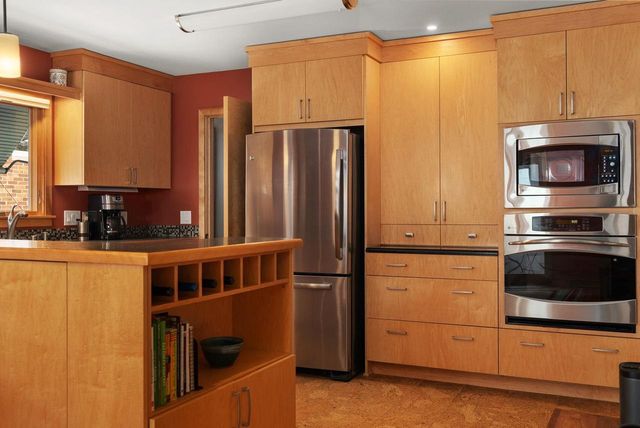 605 Cedar Street, Madison, WI 53715