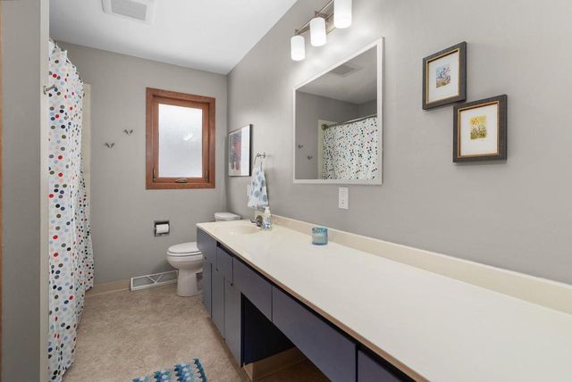 605 Cedar Street, Madison, WI 53715